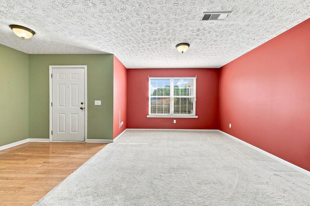 3 bedroom, 2 bathroom, 1,794 sq ft single family residence for sale at 5015 Teal Trail, Cumming, GA 30028 — photo 9