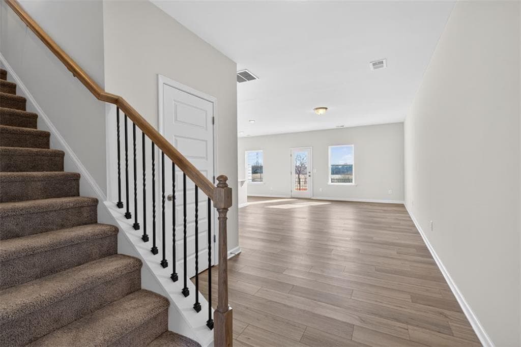 3 bedroom, 3 bathroom, 1,806 sq ft townhouse under contract at 1023 Stiles Circle 40, Cartersville, GA 30120 — photo 3