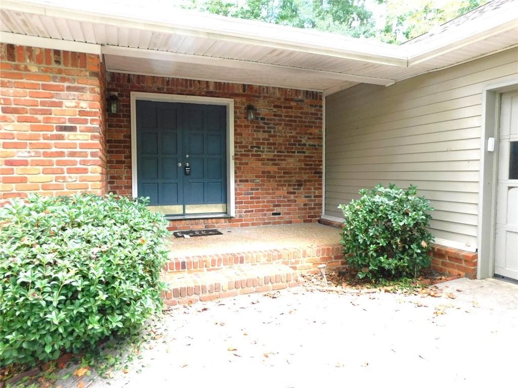 3 bedroom, 3 bathroom, 2,153 sq ft single family residence for rent at 626 Indian Hills Parkway, Marietta, GA 30068 for $2,485 a month — photo 2
