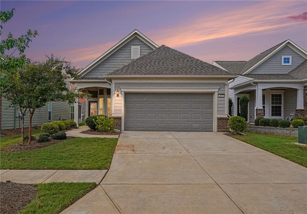 3 bedroom, 2 bathroom, 1,595 sq ft single family residence for sale at 407 Chestatee Court, Griffin, GA 30223