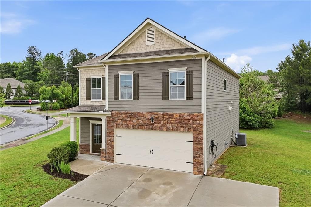 5 bedroom, 3 bathroom, 2,403 sq ft single family residence under contract at 312 Shaw Drive, Acworth, GA 30102