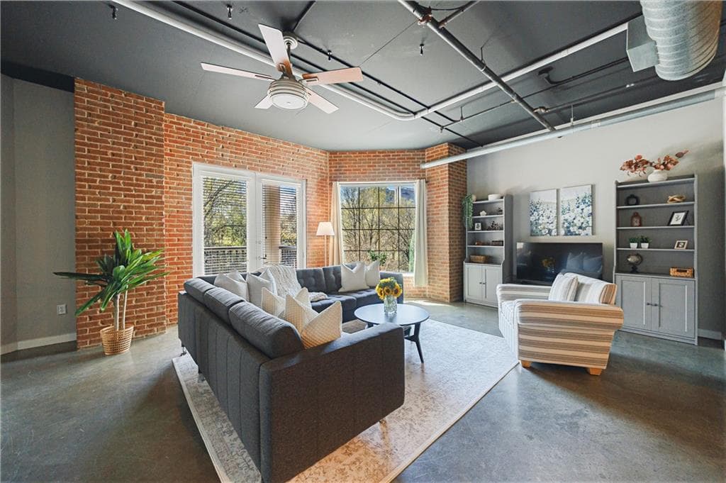 2 bedroom, 2 bathroom, 1,349 sq ft condominium for sale at 395 Central Park Place 210, Atlanta, GA 30312 — photo 2