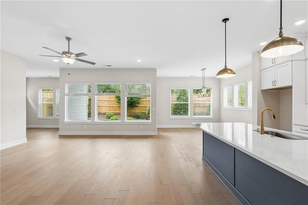 4 bedroom, 4 bathroom, 2,994 sq ft single family residence for sale at 309 Beebalm Street, Woodstock, GA 30188 — photo 6