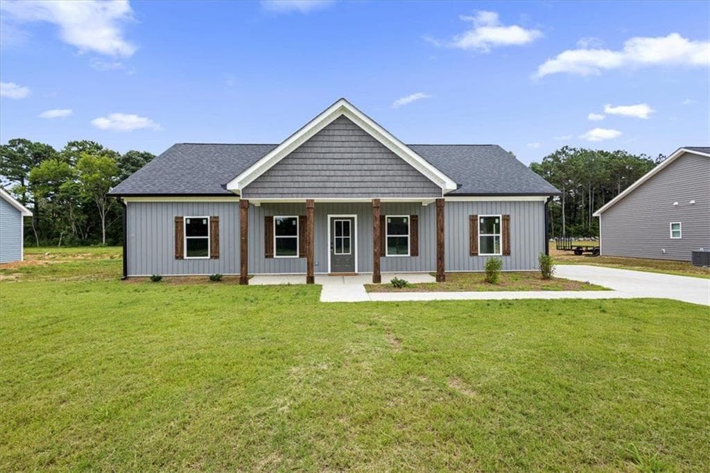 3 bedroom, 2 bathroom, 1,350 sq ft single family residence under contract at 524 Branch Street, Cedartown, GA 30125