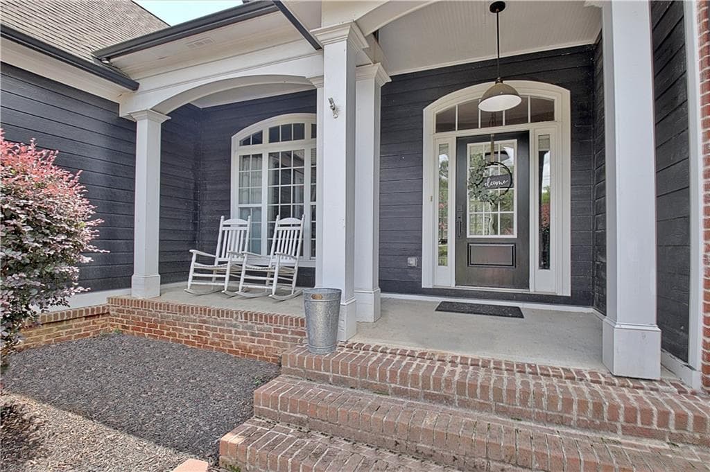 4 bedroom, 4 bathroom, 3,337 sq ft single family residence for sale at 660 Sandy Creek Road, Fayetteville, GA 30214 — photo 3