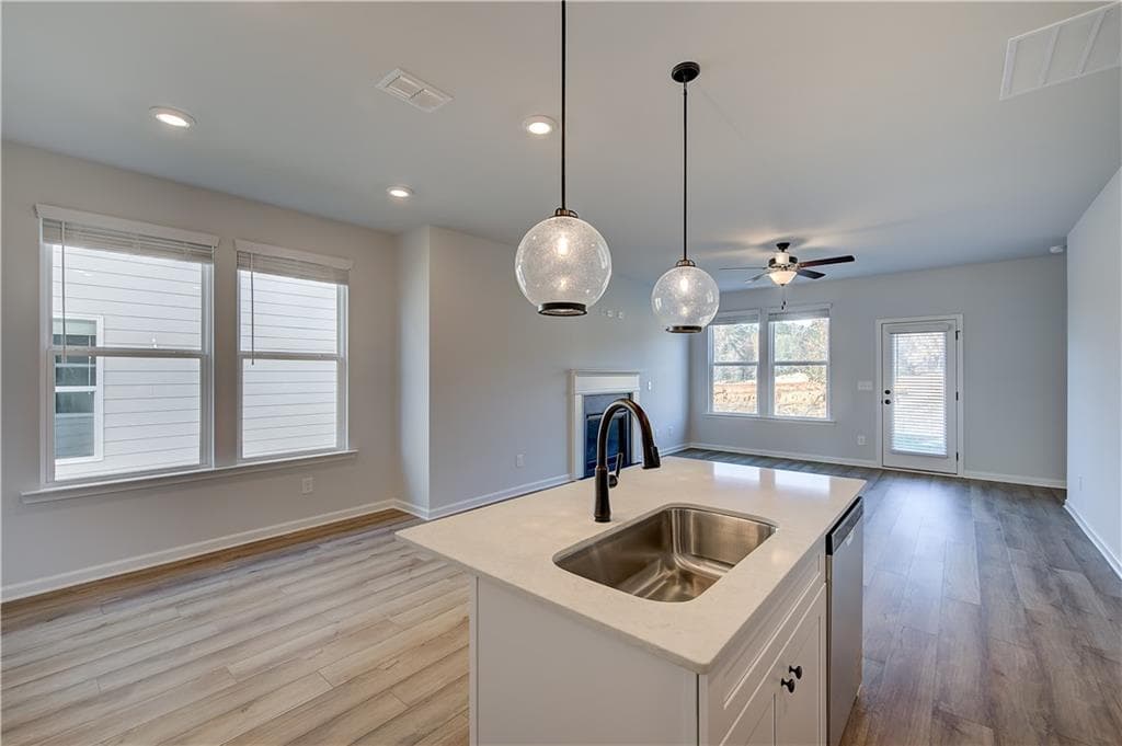 4 bedroom, 4 bathroom, 2,163 sq ft single family residence for sale at 332 Bedford Trace, Conyers, GA 30094 — photo 10