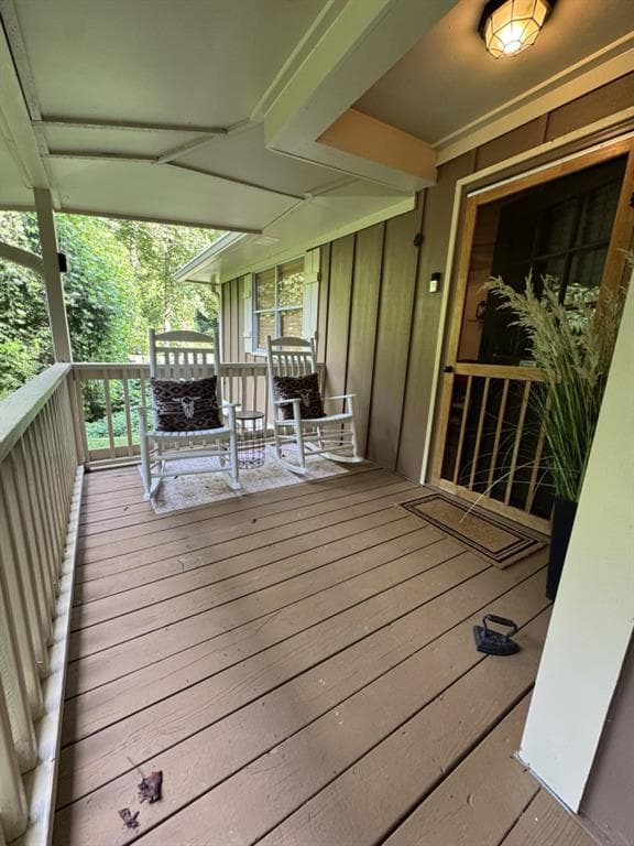 2 bedroom, 1 bathroom, 756 sq ft single family residence for sale at 7932 Highway 75 Alt, Helen, GA 30545 — photo 2