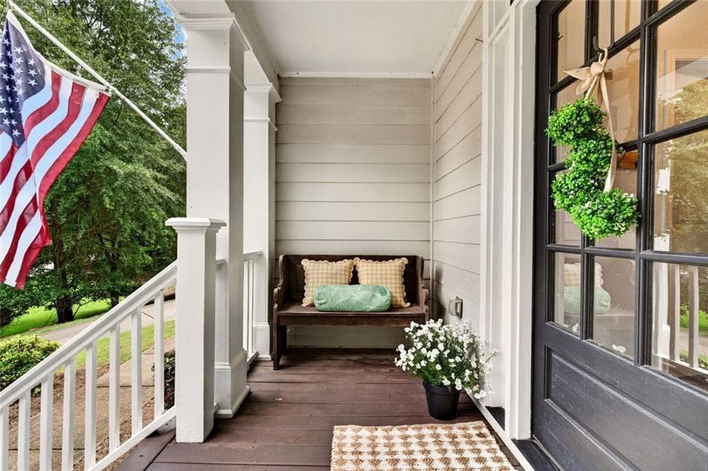 5 bedroom, 4 bathroom, 3,835 sq ft single family residence for sale at 4110 Hillsborough Close, Cumming, GA 30041 — photo 8