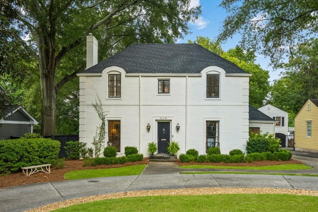 4 bedroom, 4 bathroom, 2,798 sq ft single family residence sold at 409 Collier Road, Atlanta, GA 30309