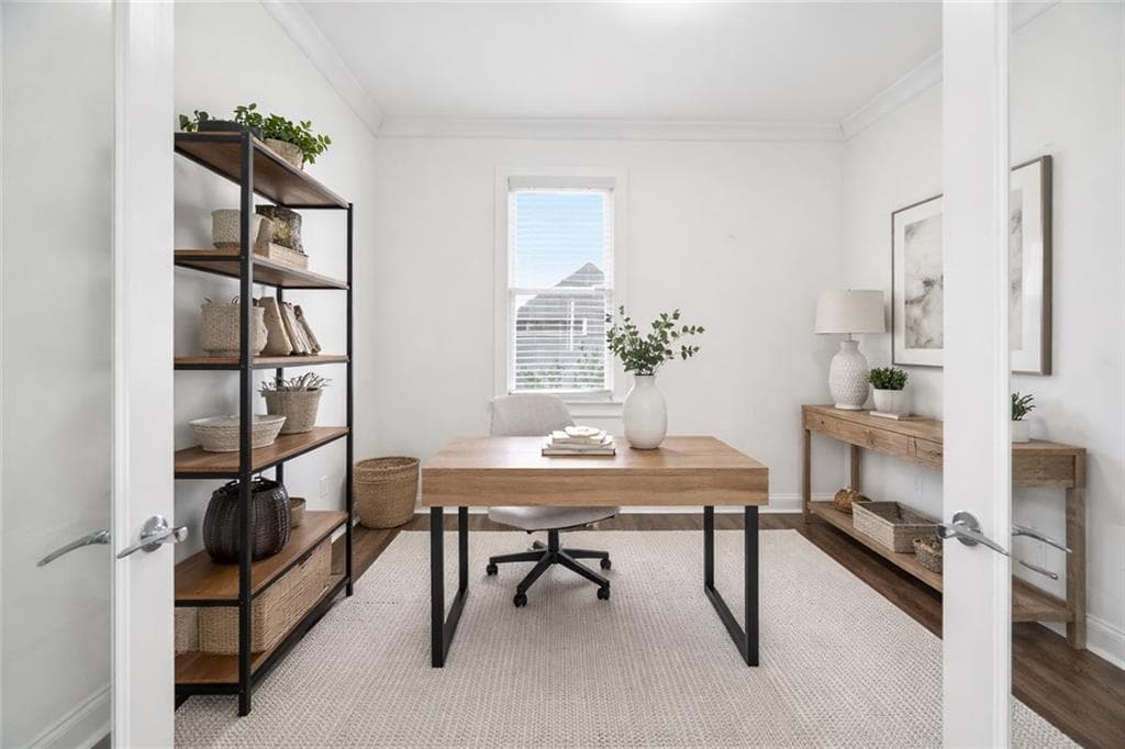 5 bedroom, 3 bathroom, 2,324 sq ft single family residence for rent at 210 S Howard Street, Atlanta, GA 30317 for $3,800 a month — photo 9