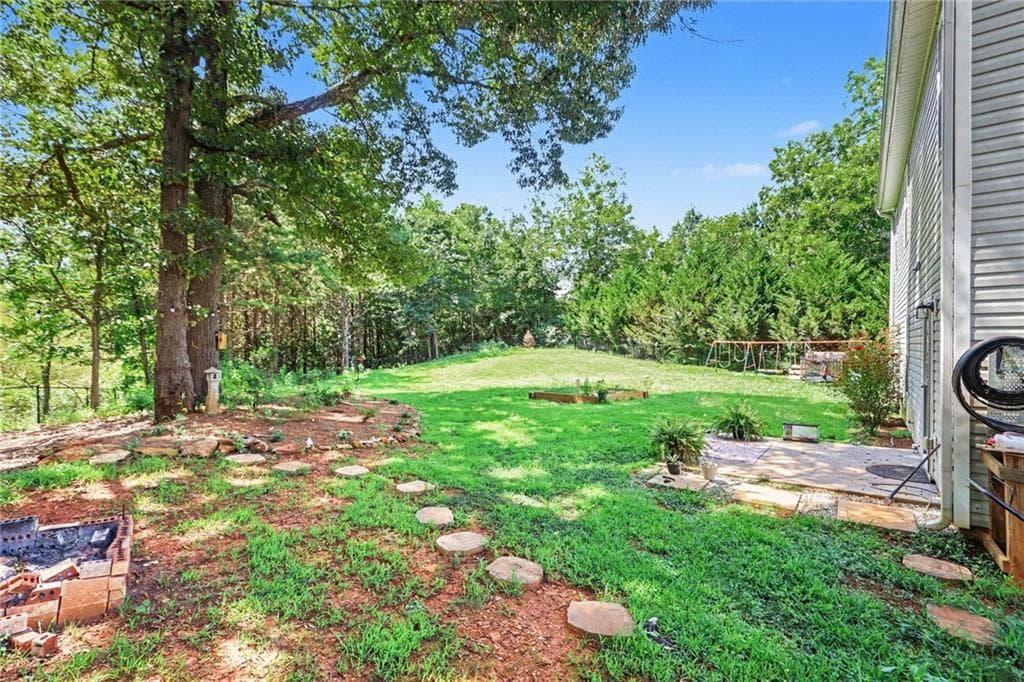 4 bedroom, 3 bathroom, 1,906 sq ft single family residence for sale at 84 Harvest Lane, Rockmart, GA 30153 — photo 5