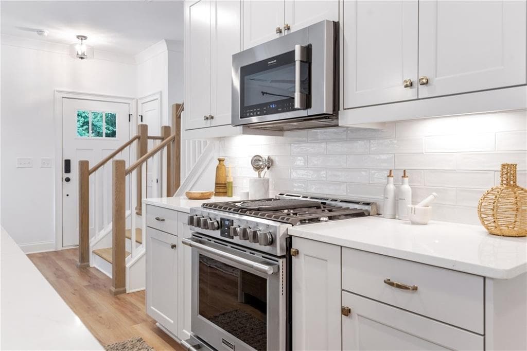 3 bedroom, 3 bathroom, 1,755 sq ft single family residence for sale at 3338 Springhaven Avenue, Hapeville, GA 30354 — photo 8
