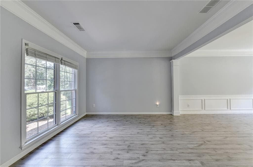 4 bedroom, 3 bathroom, 2,360 sq ft single family residence for rent at 7635 Harrogate Place, Cumming, GA 30041 for $3,000 a month — photo 10