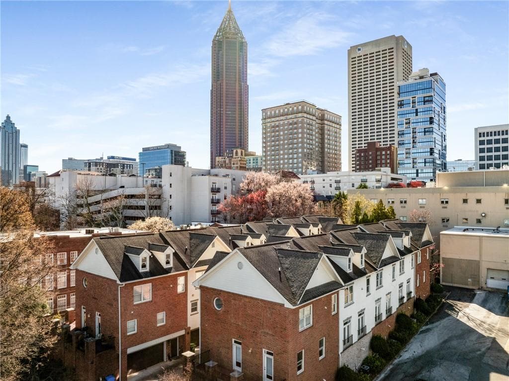 2 bedroom, 3 bathroom, 2,688 sq ft townhouse for sale at 700 Piedmont Avenue 10, Atlanta, GA 30308 — photo 1 of 34