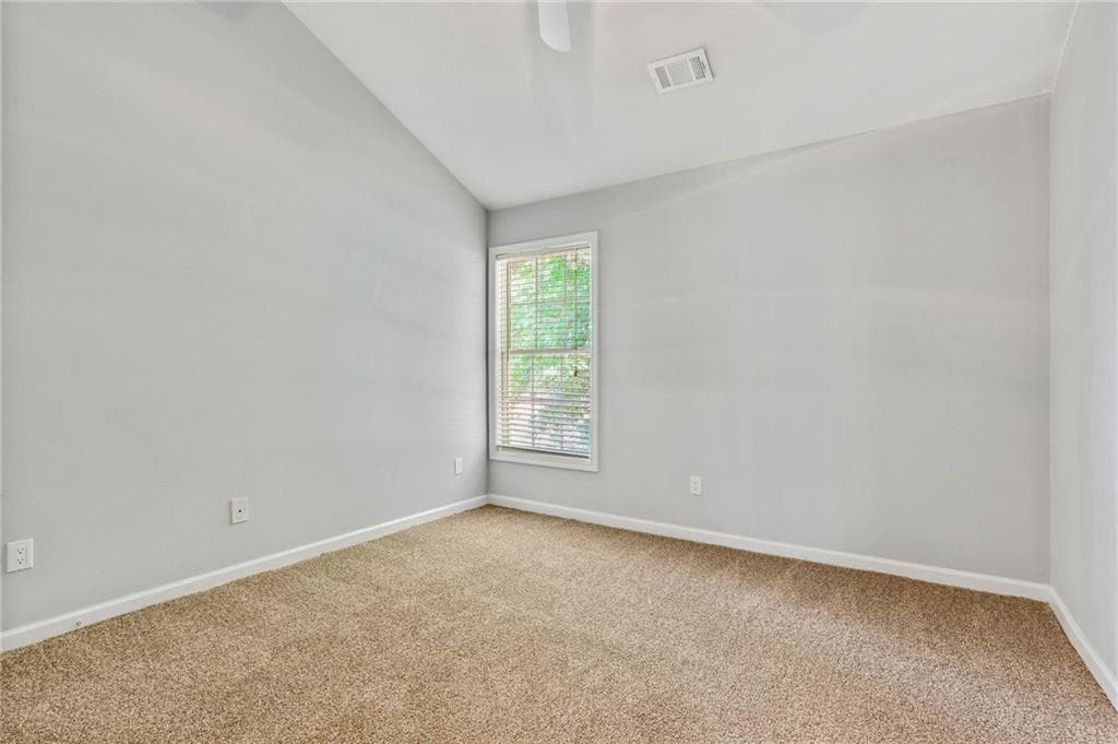 4 bedroom, 3 bathroom, 2,135 sq ft single family residence for sale at 412 Eglington Trail, Locust Grove, GA 30248 — photo 8