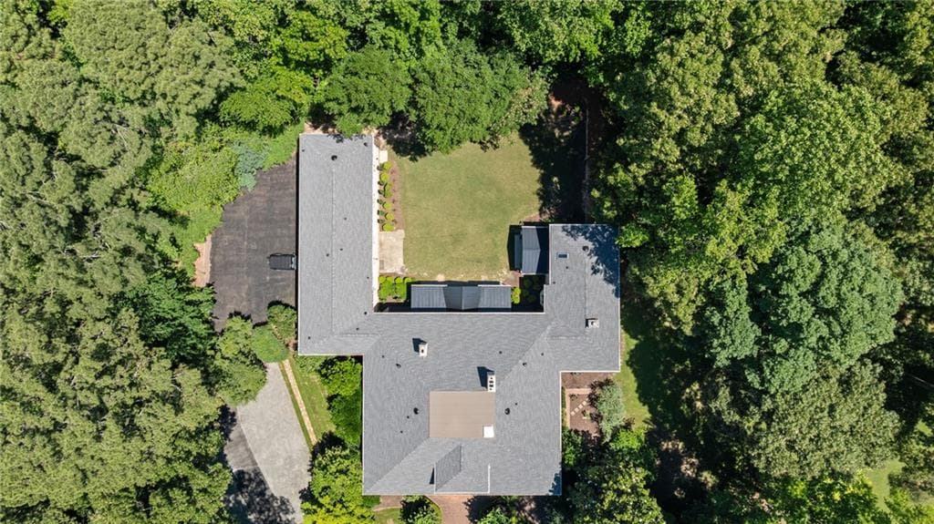7 bedroom, 9 bathroom, 12,551 sq ft single family residence for sale at 710 Walnut Drive, Marietta, GA 30064 — photo 3