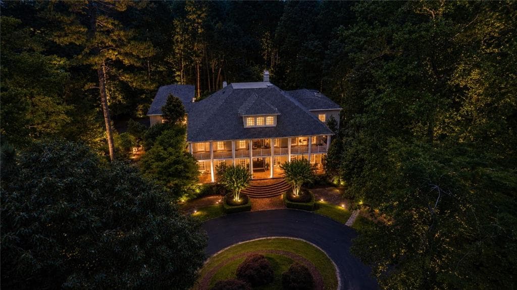 7 bedroom, 9 bathroom, 12,551 sq ft single family residence for sale at 710 Walnut Drive, Marietta, GA 30064 — photo 5