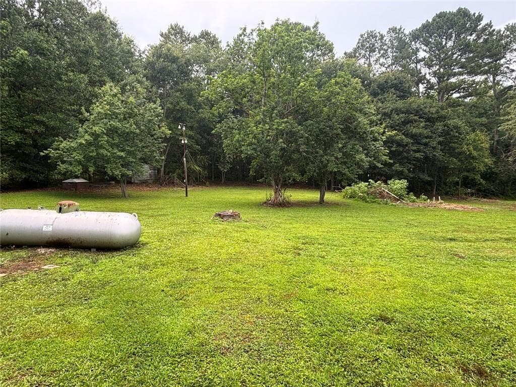 3 bedroom, 1 bathroom, 1,196 sq ft single family residence for sale at 115 Pineview Lane, Hartwell, GA 30643 — photo 5