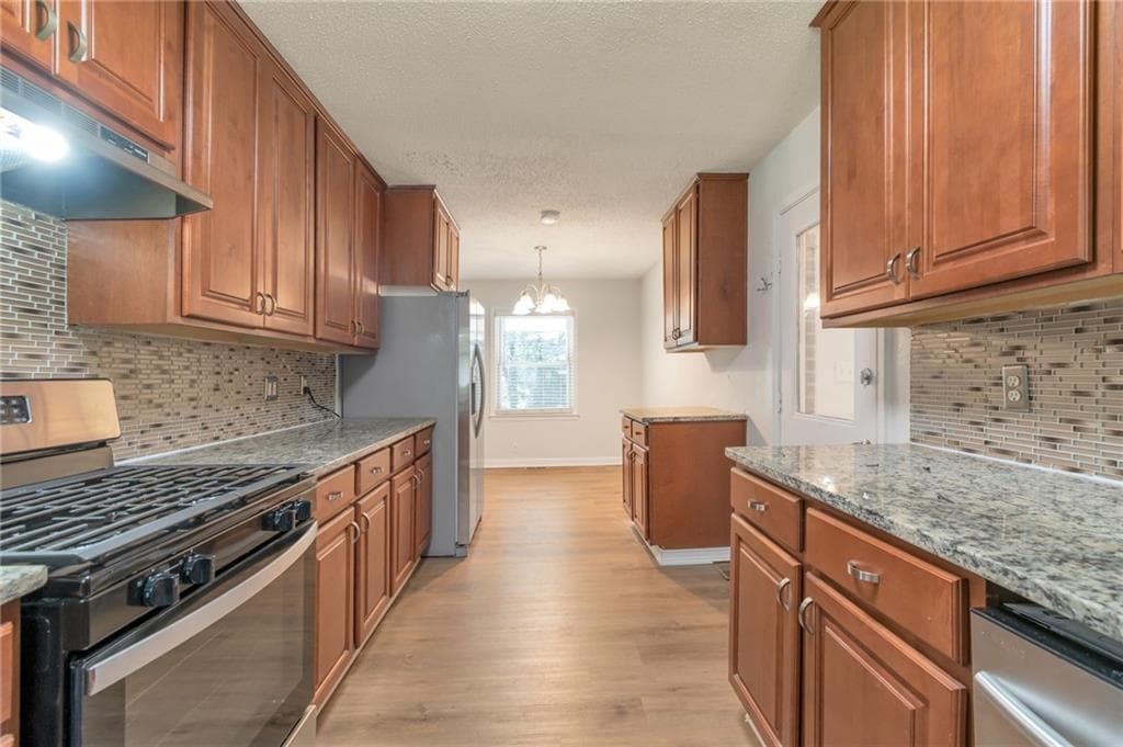 4 bedroom, 2 bathroom, 1,014 sq ft single family residence for sale at 2756 Homeland Drive, Atlanta, GA 30360 — photo 5