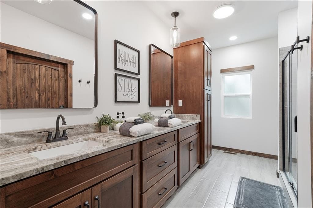3 bedroom, 2 bathroom, 1,446 sq ft single family residence for sale at 152 Springwater Court, Ellijay, GA 30540 — photo 4