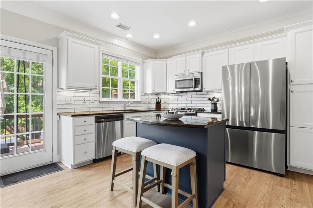 3 bedroom, 4 bathroom, 1,845 sq ft townhouse for sale at 2278 Limehurst Drive, Atlanta, GA 30319 — photo 1 of 30