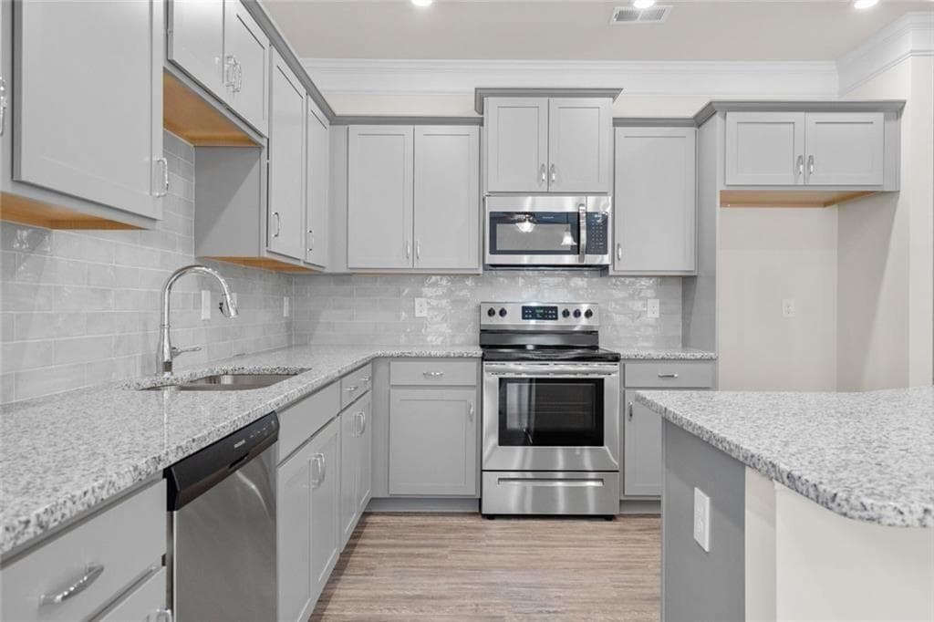 3 bedroom, 3 bathroom, 1,629 sq ft townhouse for sale at 13719 92 Highway 28, Woodstock, GA 30188 — photo 4