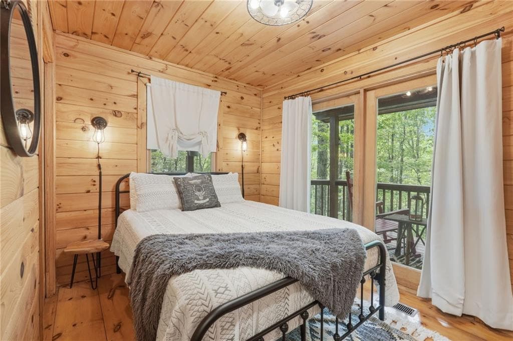 2 bedroom, 672 sq ft single family residence for sale at 1564 Big Ben Road, Ellijay, GA 30540 — photo 3