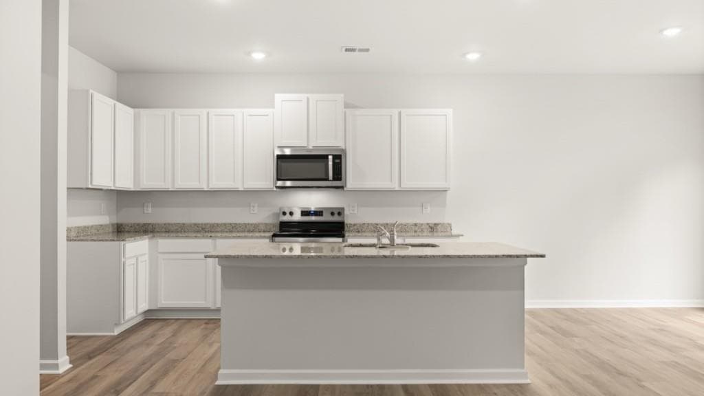 3 bedroom, 3 bathroom, 1,857 sq ft townhouse under contract at 3059 Ryker Road, Gainesville, GA 30507 — photo 4