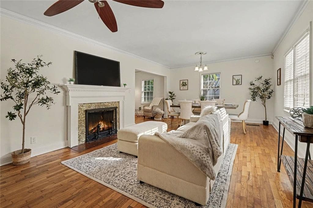 3 bedroom, 1 bathroom, 1,339 sq ft single family residence for sale at 383 S Howard Street, Atlanta, GA 30317 — photo 4