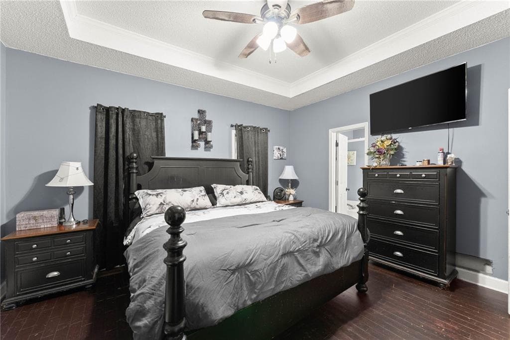 4 bedroom, 3 bathroom, 1,800 sq ft single family residence under contract at 6055 Rolling Oaks Lane, Cumming, GA 30040 — photo 8