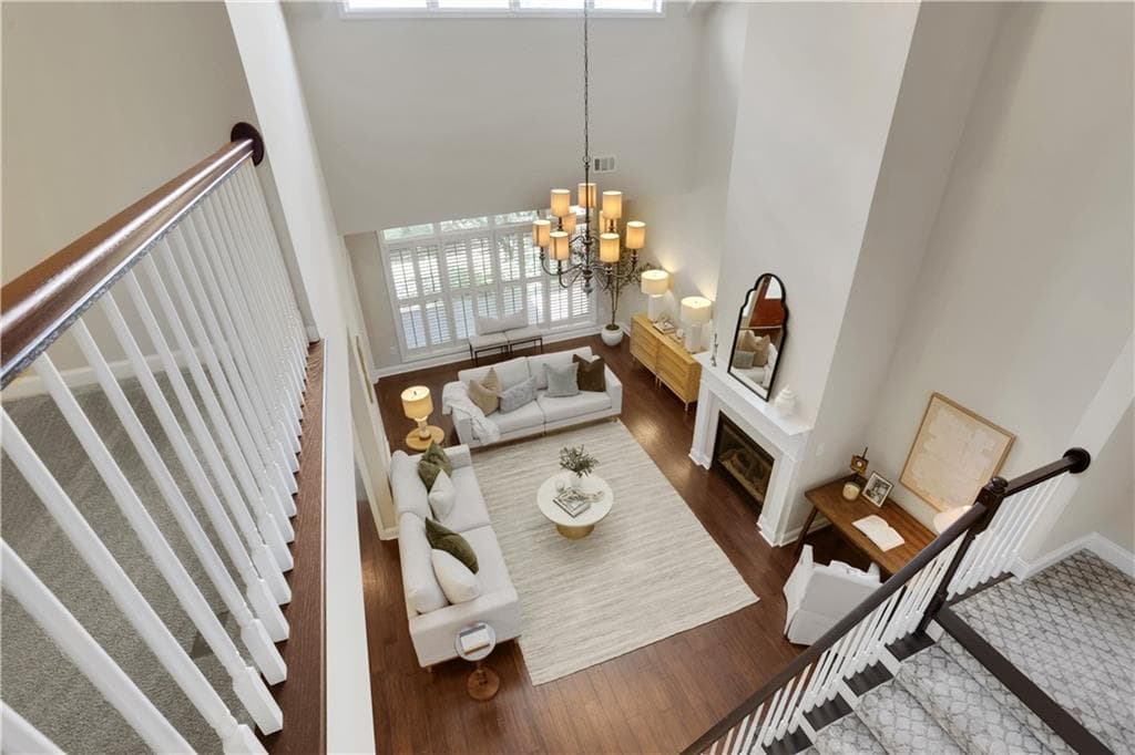 3 bedroom, 3 bathroom, 2,760 sq ft condominium under contract at 115 Independence Way, Roswell, GA 30075 — photo 5
