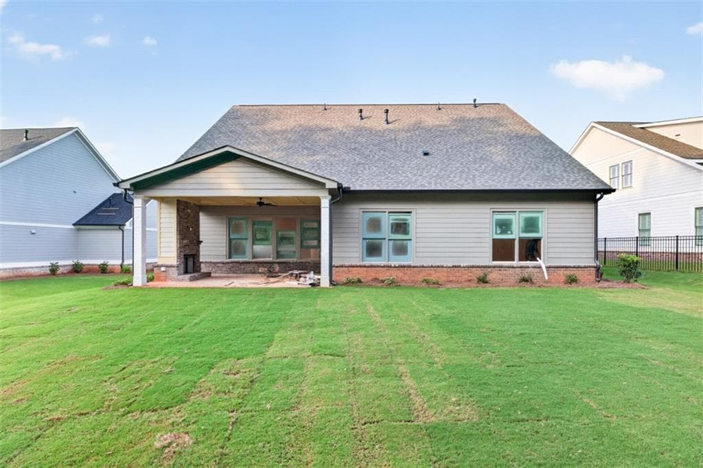 4 bedroom, 4 bathroom, 3,134 sq ft single family residence under contract at 371 Lake Vista Drive, Statham, GA 30666 — photo 10