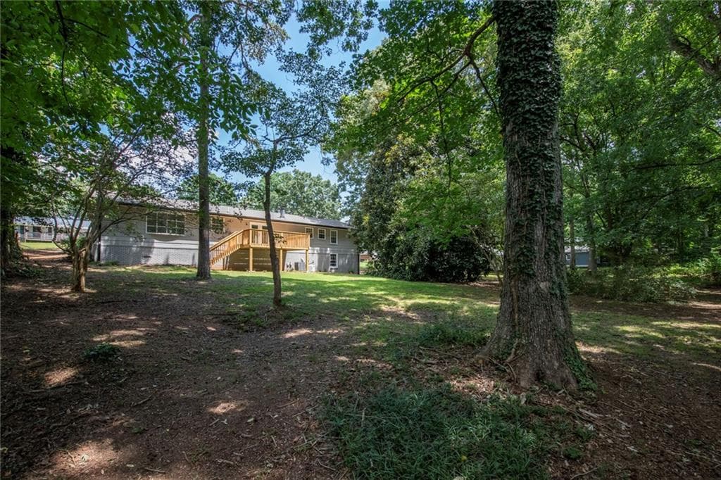 3 bedroom, 2 bathroom, 2,660 sq ft single family residence for sale at 6109 Ridge Way, Douglasville, GA 30135 — photo 6