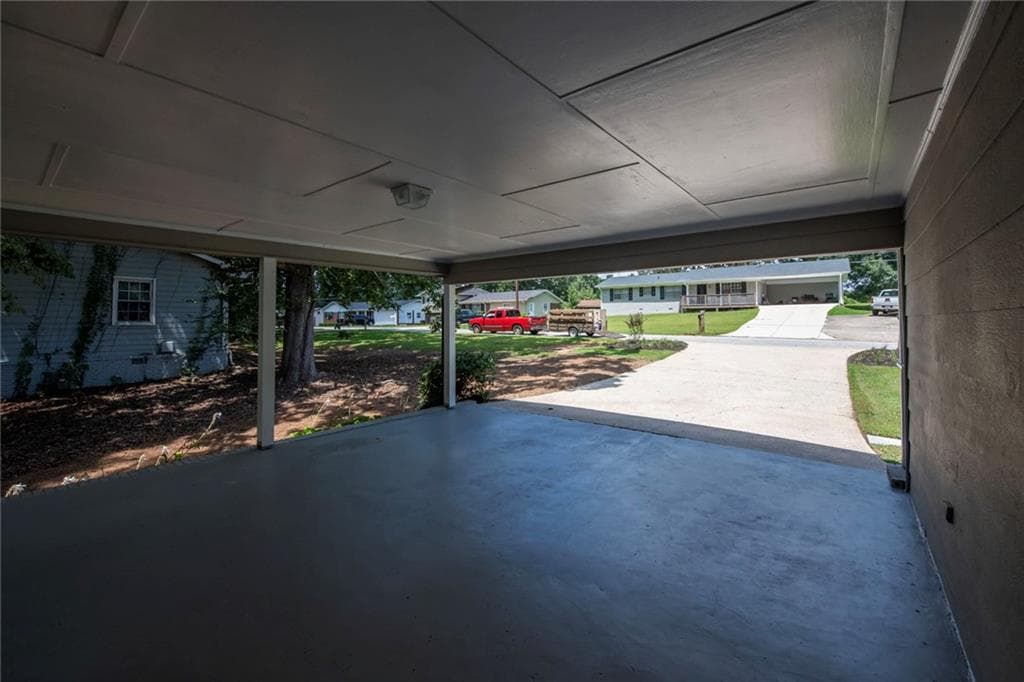 3 bedroom, 2 bathroom, 2,660 sq ft single family residence for sale at 6109 Ridge Way, Douglasville, GA 30135 — photo 9
