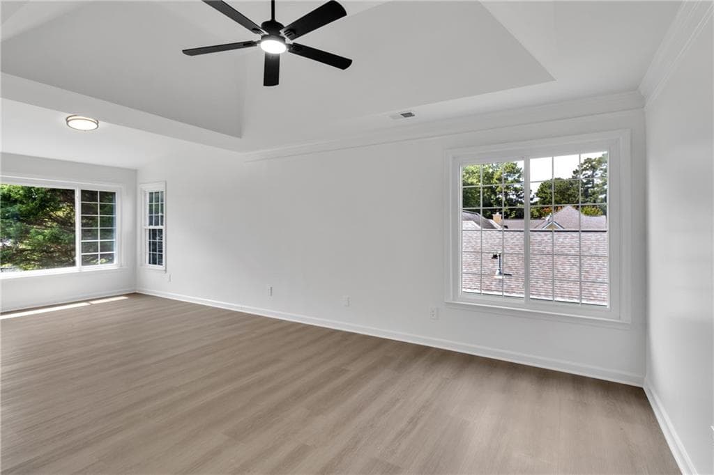 3 bedroom, 2 bathroom, 2,038 sq ft single family residence for sale at 9757 Washington Circle, Jonesboro, GA 30238 — photo 9