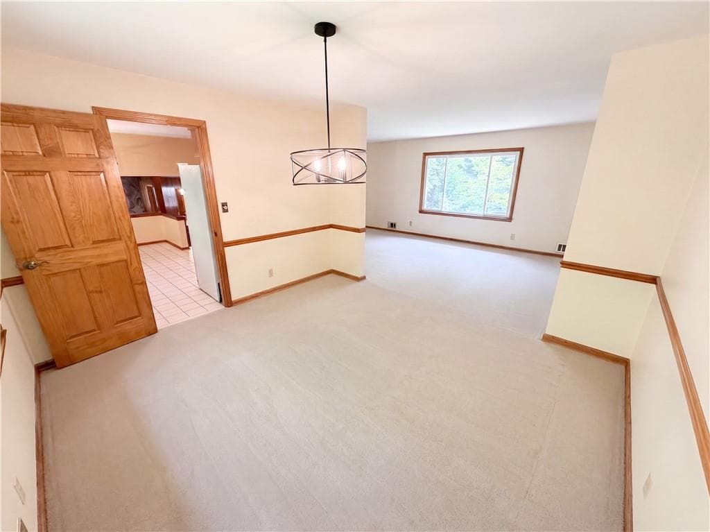 4 bedroom, 3 bathroom, 2,335 sq ft single family residence under contract at 3607 Santa Fe Trail, Atlanta, GA 30340 — photo 8