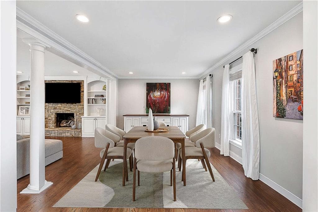 4 bedroom, 5 bathroom, 4,895 sq ft single family residence under contract at 5558 Naylor Court, Peachtree Corners, GA 30092 — photo 6