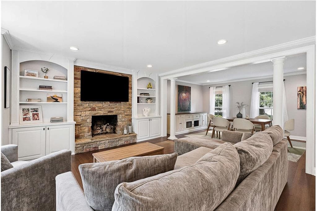 4 bedroom, 5 bathroom, 4,895 sq ft single family residence under contract at 5558 Naylor Court, Peachtree Corners, GA 30092 — photo 8