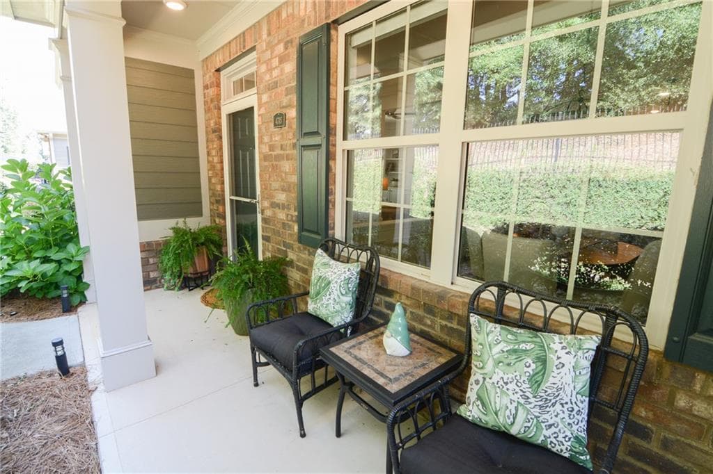 3 bedroom, 3 bathroom, 2,149 sq ft condominium for sale at 4715 Flycatcher Drive, Alpharetta, GA 30004 — photo 3