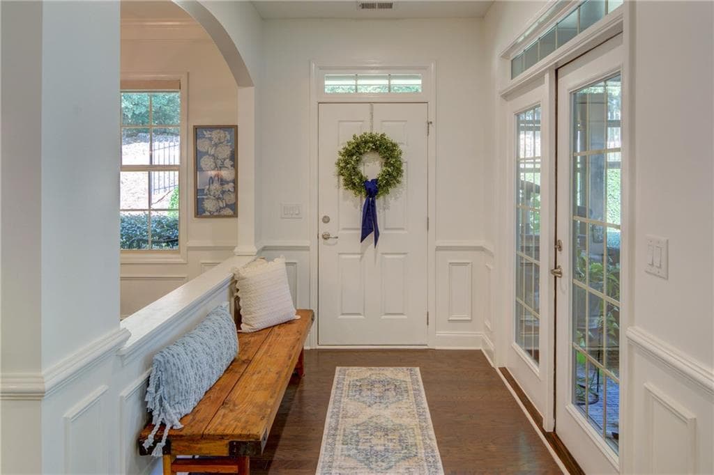 3 bedroom, 3 bathroom, 2,149 sq ft condominium for sale at 4715 Flycatcher Drive, Alpharetta, GA 30004 — photo 5