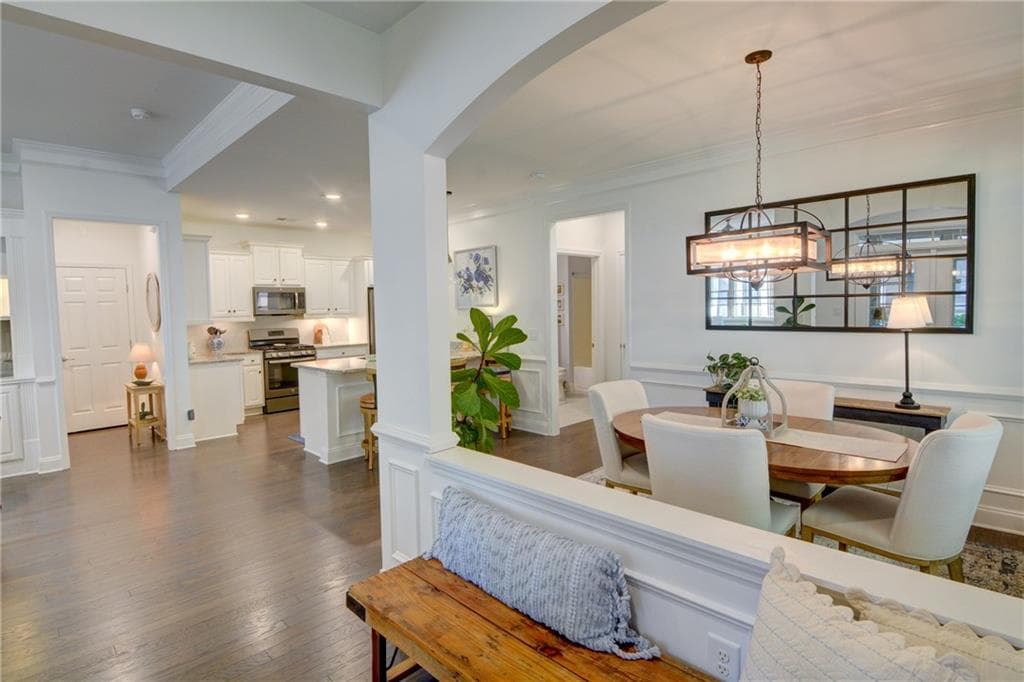 3 bedroom, 3 bathroom, 2,149 sq ft condominium for sale at 4715 Flycatcher Drive, Alpharetta, GA 30004 — photo 6
