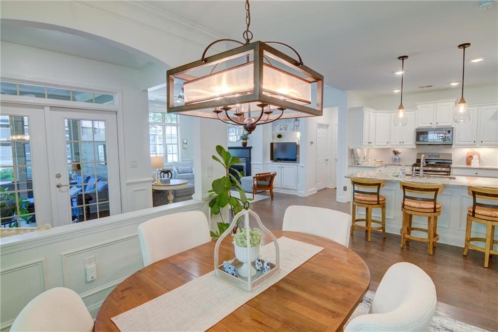 3 bedroom, 3 bathroom, 2,149 sq ft condominium for sale at 4715 Flycatcher Drive, Alpharetta, GA 30004 — photo 9