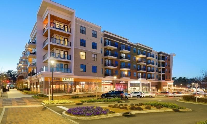 1 bedroom, 1 bathroom, 708 sq ft apartment for rent at 6400 Blue Stone Road 5016, Sandy Springs, GA 30328 for $2,003 a month — photo 1 of 27