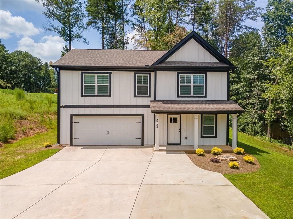 3 bedroom, 3 bathroom, 1,858 sq ft single family residence for sale at 2720 Cruscher Trail, Cumming, GA 30041 — photo 1 of 39
