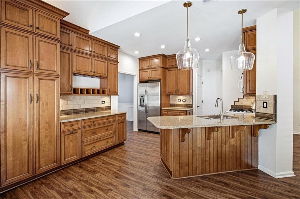 3 bedroom, 3 bathroom, 2,442 sq ft single family residence for sale at 2175 Monroe Drive, Alpharetta, GA 30004 — photo 6