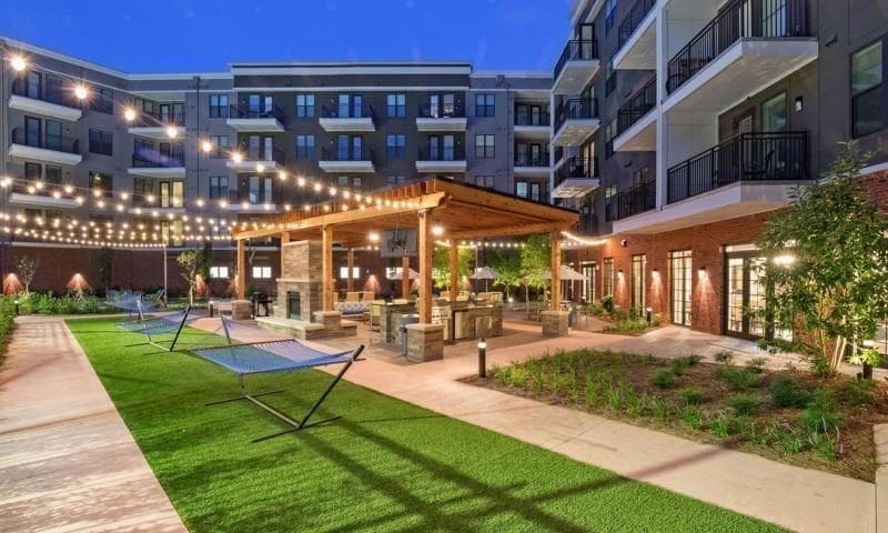 1 bedroom, 1 bathroom, 731 sq ft apartment for rent at 6400 Blue Stone Road 4027, Sandy Springs, GA 30328 for $2,084 a month — photo 8