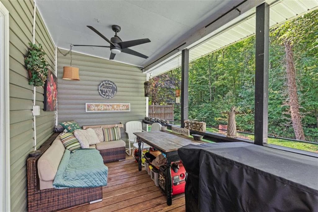 3 bedroom, 2 bathroom, 1,550 sq ft single family residence for sale at 4036 Nowland Road, Hiawassee, GA 30546 — photo 5
