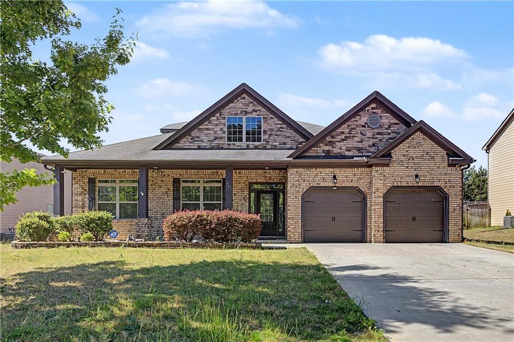 4 bedroom, 4 bathroom, 3,584 sq ft home for sale at 741 Stonebranch Drive, Loganville, GA