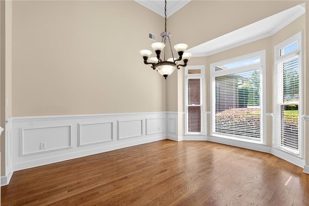 5 bedroom, 4 bathroom, 3,969 sq ft single family residence under contract at 946 Chippewa Oak Drive, Dacula, GA 30019 — photo 8