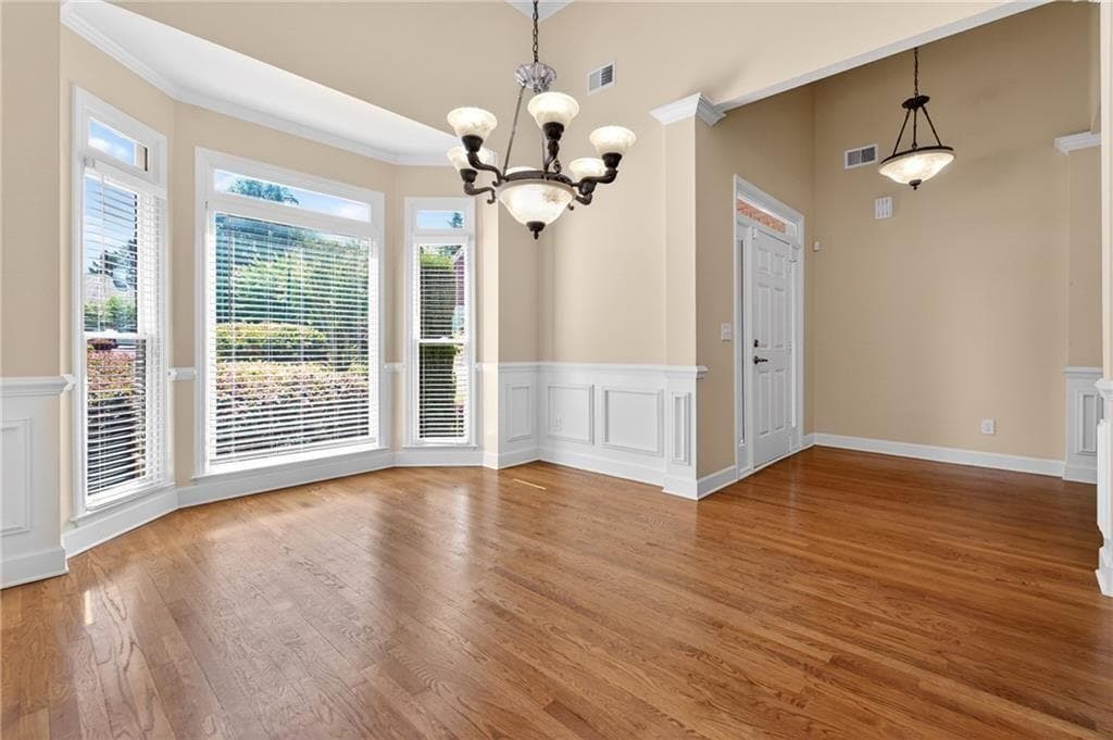 5 bedroom, 4 bathroom, 3,969 sq ft single family residence under contract at 946 Chippewa Oak Drive, Dacula, GA 30019 — photo 9